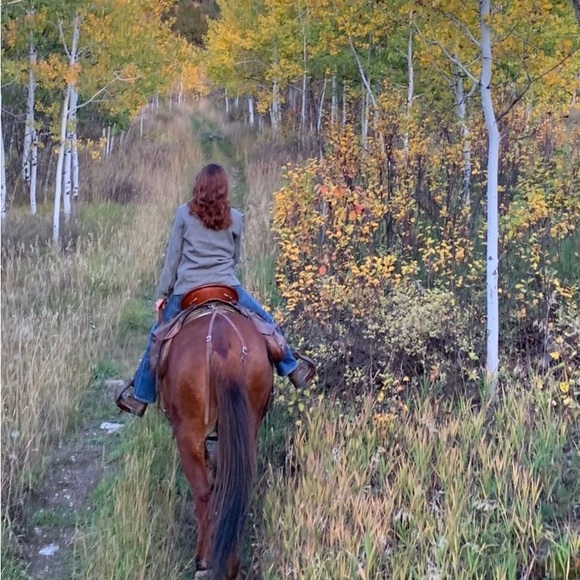 Meet your Posher, Riley - Picture 2 of 6